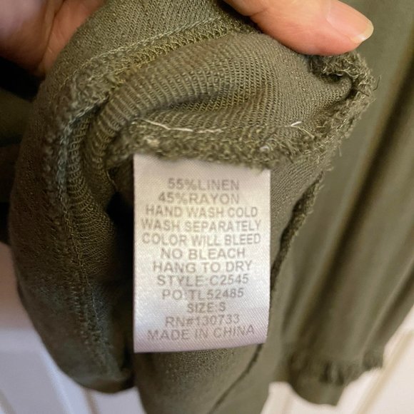 Umgee Women's Linen Fringe Boho Shabby Chic Top - Size Small - Picture 7 of 7